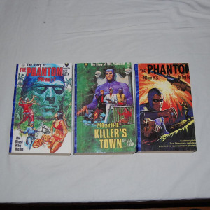 Mustanaamio vuosikirja 1980 Osat 1-3